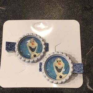 3 For $16 Frozen/Olaf  Hair Clips
